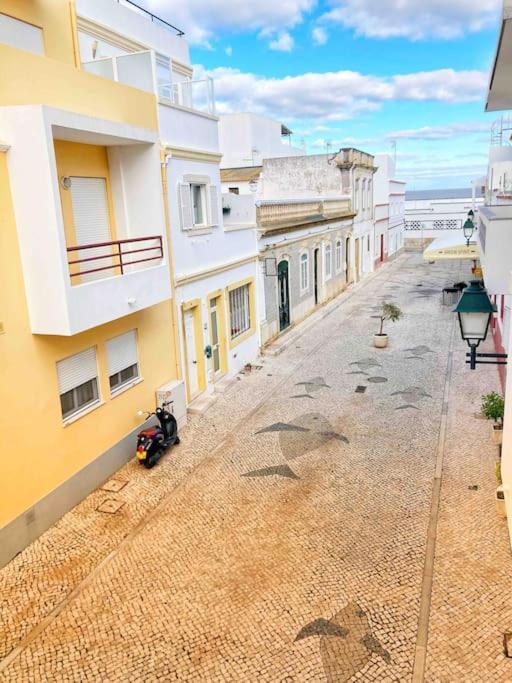 Shiny Apartment In The City Center Fuseta Exterior foto